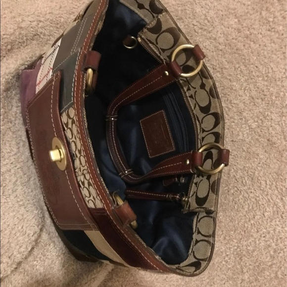 Coach purse - Picture 4 of 5